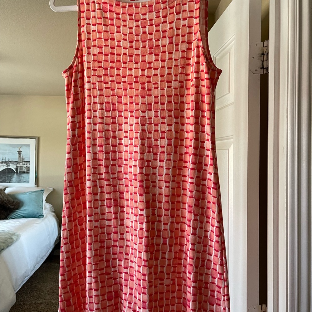 Tommy Bahama shift dress light casual cool for summer, knee length